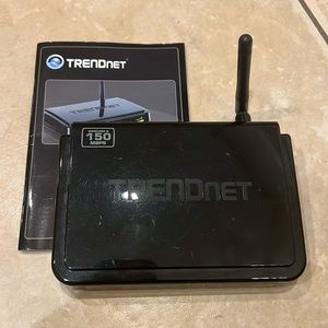 TRENDnet TEW-651BR  150 Mbps Wireless N Home Router No Power Adapter
